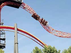 Le toboggan du parc d'attraction