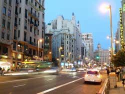 Gran Vía vue de Place d'Espagne