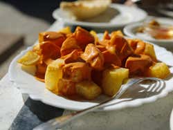 Patatas bravas